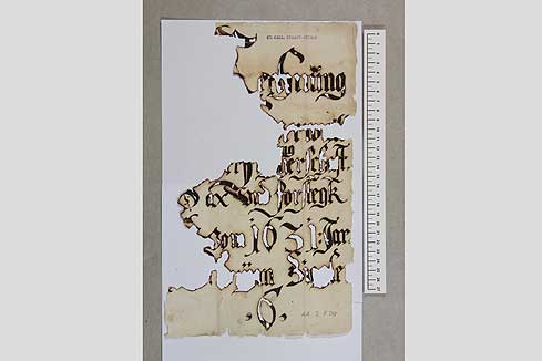 Corrosion ferro-gallique sur manuscrit